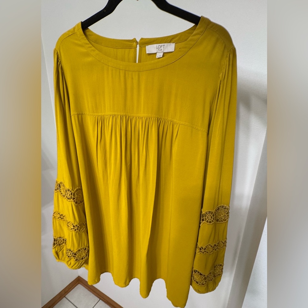 Loft Plus Mustard Yellow Lace Sleeve Blouse NWT 16